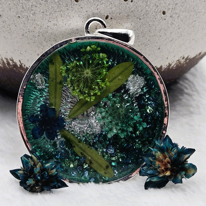 Verdant Bloom Pendant