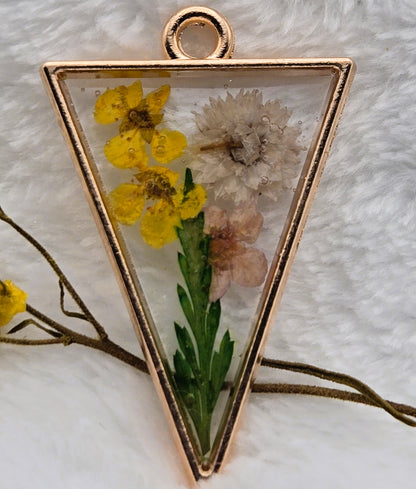 Triangle Flora Keepsake