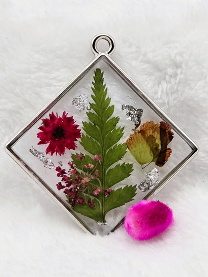 Leafy Bloom Pendant