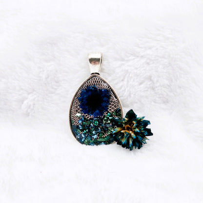 Blue Petal Pendant Delight